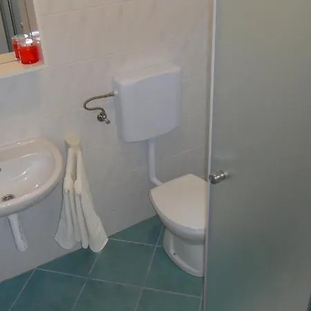 米拉斯公寓式酒店 *