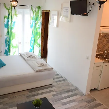 米拉斯公寓式酒店 *