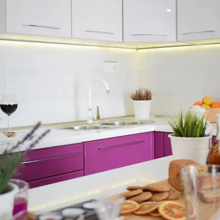 米拉斯公寓式酒店 特罗吉尔